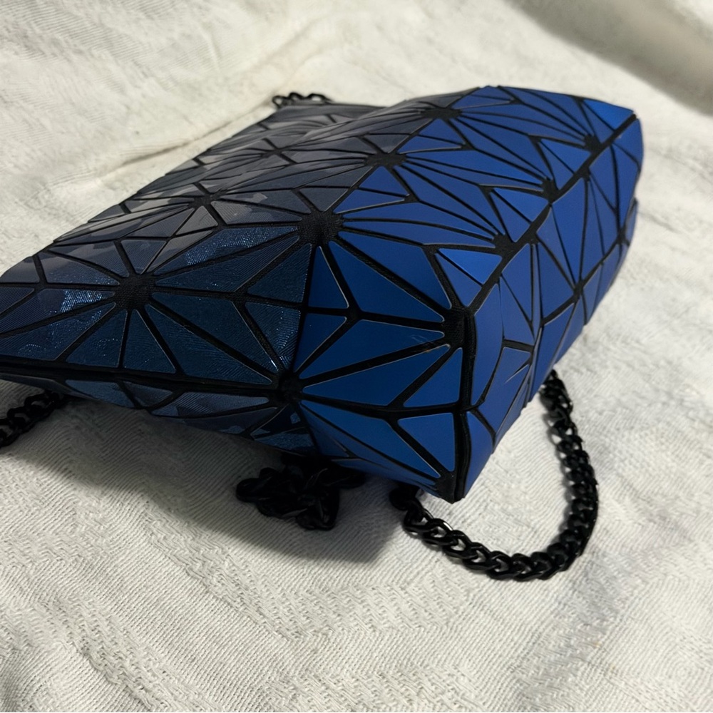 Patrizia Luca blue geometric pattern black chain shoulder bag purse - Picture 8 of 12